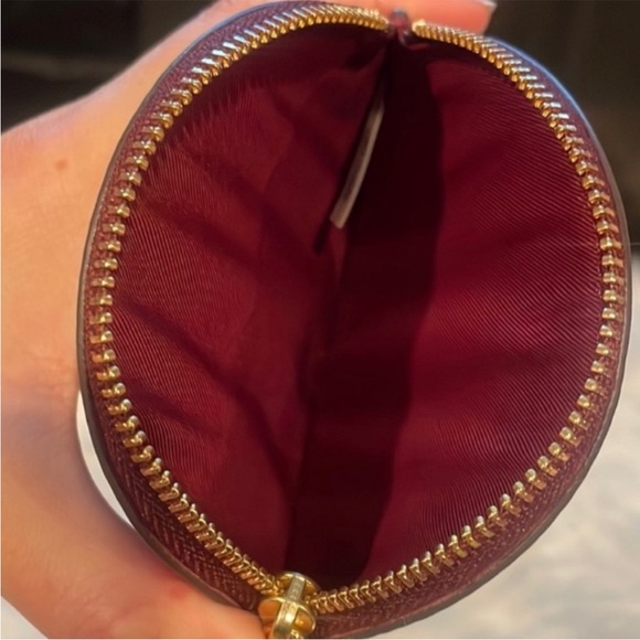 Authentic Tory Burch NWOT Leather Maroon Martini Glass Key Coin Pouch Bag Charm - Picture 6 of 7
